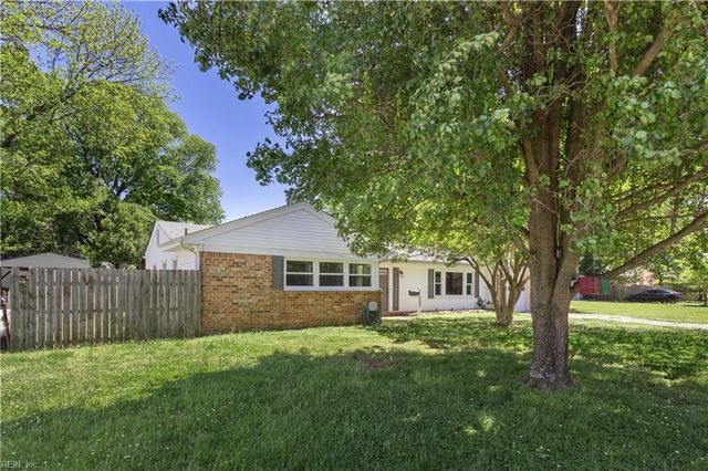 508 S Kings Point RD, Virginia Beach, VA 23452