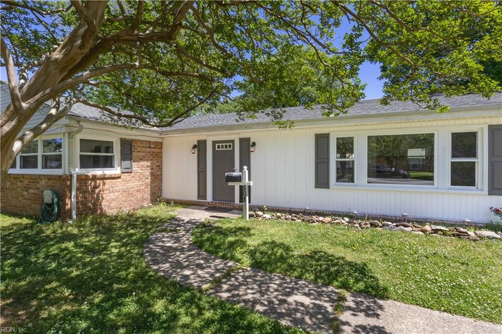 508 S Kings Point RD, Virginia Beach, VA 23452