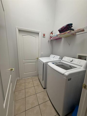 742 OLD BRIDGE CIRCLE, Davenport, FL 33897