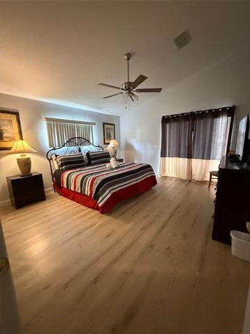 742 OLD BRIDGE CIRCLE, Davenport, FL 33897