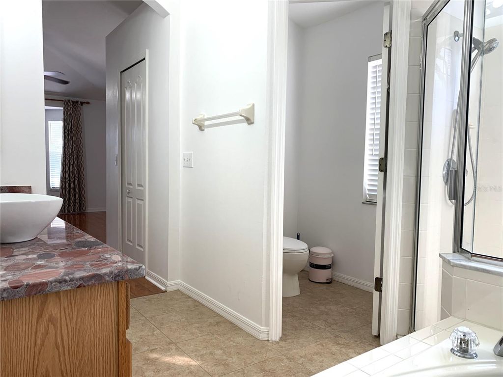 Image 16 of property listing at 8408 CANTERBURY LAKE BOULEVARD, Tampa, FL 33619