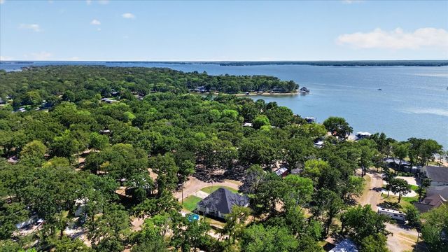 114 Dowdy Lane, Mabank, TX 75156