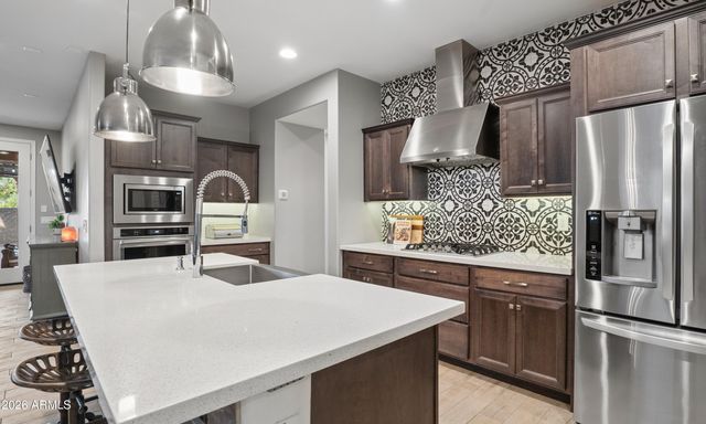 30923 N 25th Drive, Phoenix, AZ 85085