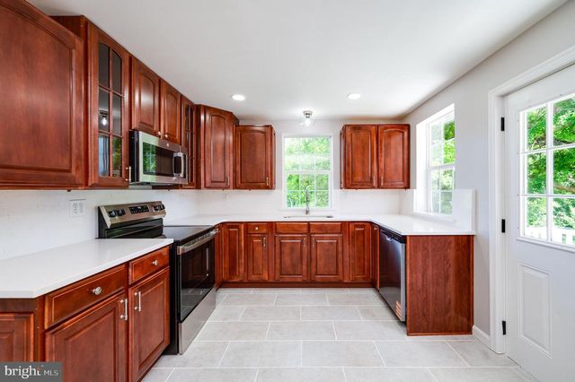 1311 BUTTER LN, Reading, PA 19606