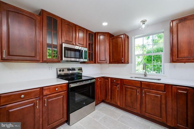 1311 BUTTER LN, Reading, PA 19606