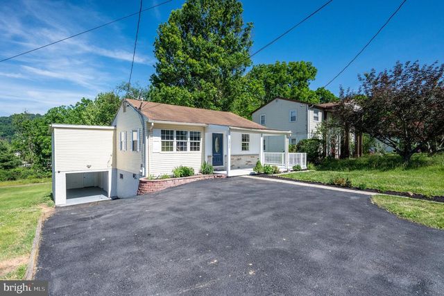 1311 BUTTER LN, Reading, PA 19606