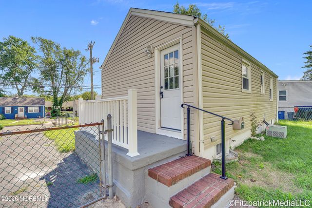 318 W Sylvania Avenue, Neptune City, NJ 07753