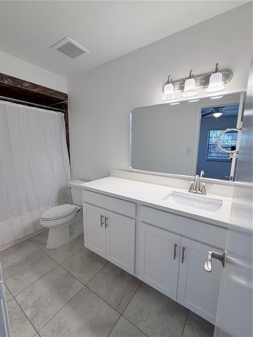 2924 W KATHLEEN STREET, Tampa, FL 33607