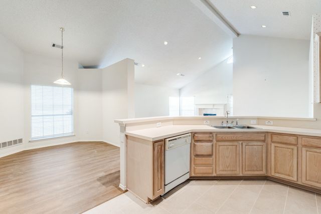 8801 Holly Street, Frisco, TX 75034