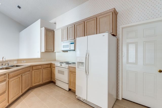 8801 Holly Street, Frisco, TX 75034