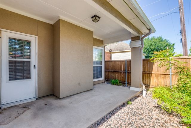8801 Holly Street, Frisco, TX 75034