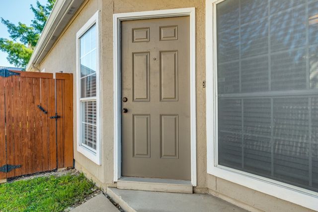 8801 Holly Street, Frisco, TX 75034