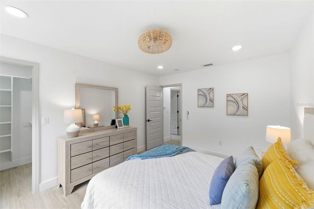 4401 LITTLE JOHN TRAIL, Sarasota, FL 34232