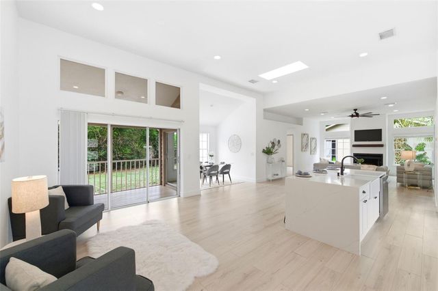 4401 LITTLE JOHN TRAIL, Sarasota, FL 34232