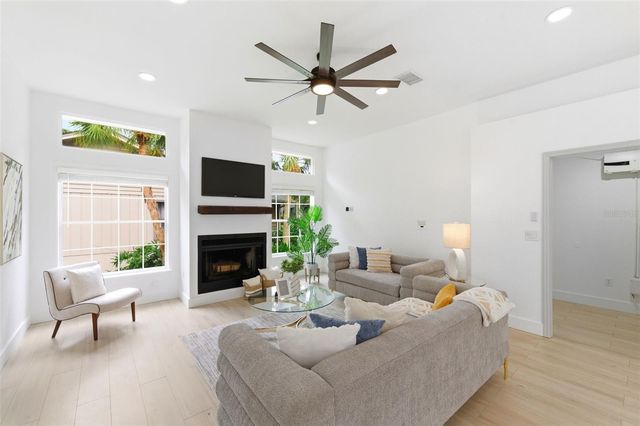 4401 LITTLE JOHN TRAIL, Sarasota, FL 34232