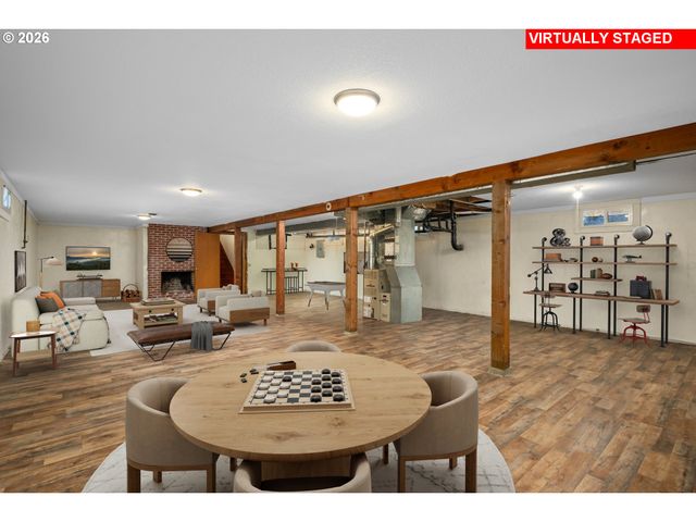 327 Ne 169TH Ave, Portland, OR 97230