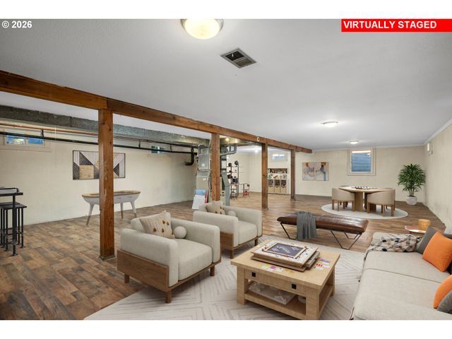 327 Ne 169TH Ave, Portland, OR 97230