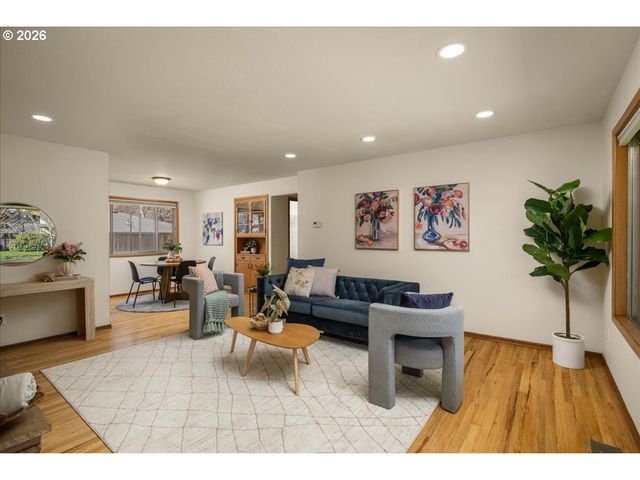 327 Ne 169TH Ave, Portland, OR 97230