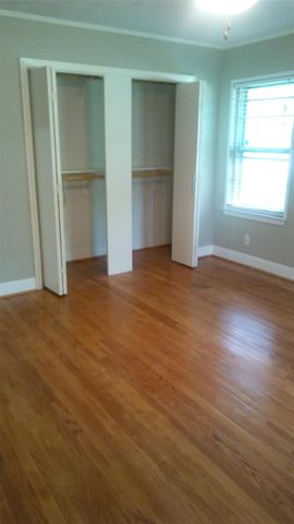 8106 Lorrie Extension, Houston, TX 77025
