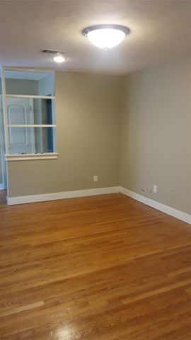 8106 Lorrie Extension, Houston, TX 77025