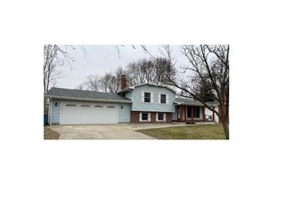 377 Henry Drive, Knox, IN 46534