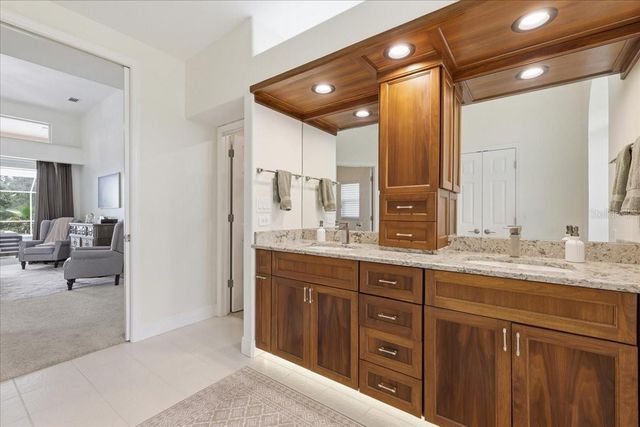 9161 SOUTHERN COMFORT COURT, Weeki Wachee, FL 34613