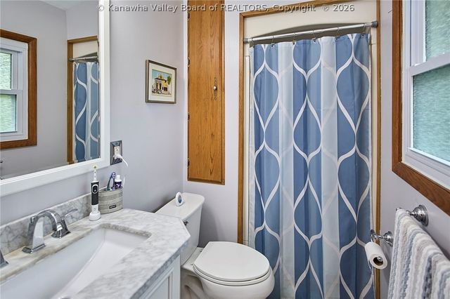 407 Weimer Avenue, St Albans, WV 25177