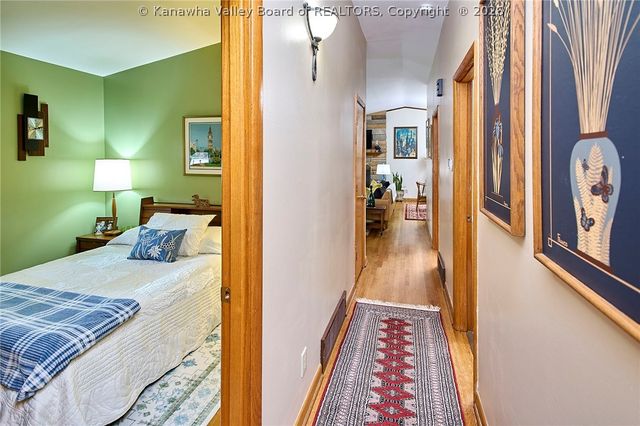 407 Weimer Avenue, St Albans, WV 25177
