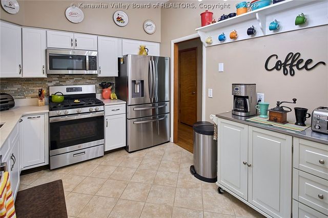 407 Weimer Avenue, St Albans, WV 25177