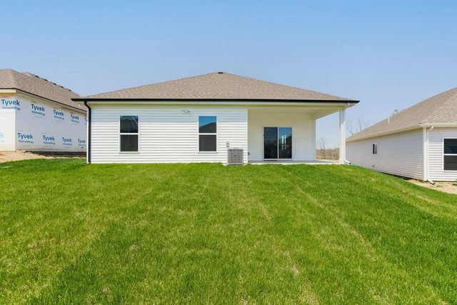 12201 N Rhode Court, Kansas City, MO 64163