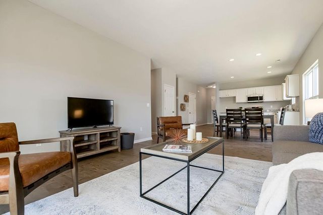 12201 N Rhode Court, Kansas City, MO 64163