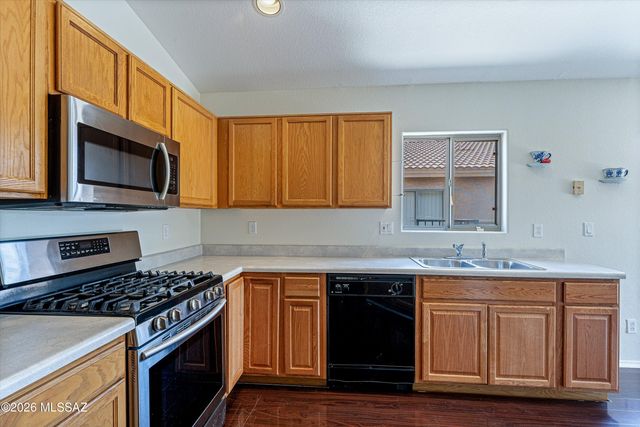 50 N Shadow Brook Place, Tucson, AZ 85748