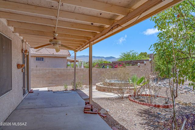 50 N Shadow Brook Place, Tucson, AZ 85748
