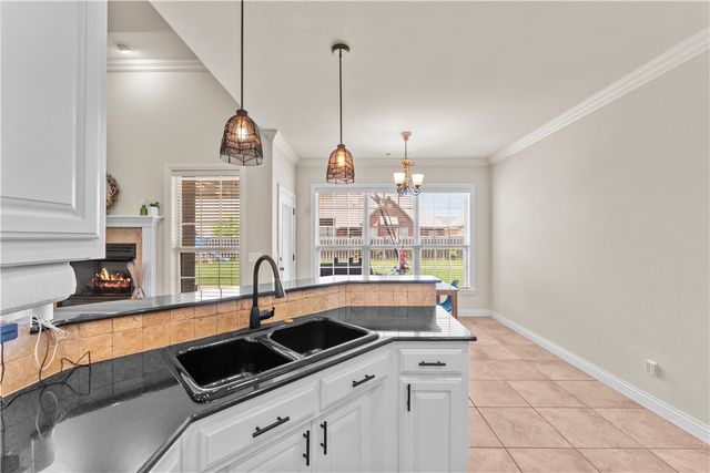 4376 W Wedge Drive, Fayetteville, AR 72704