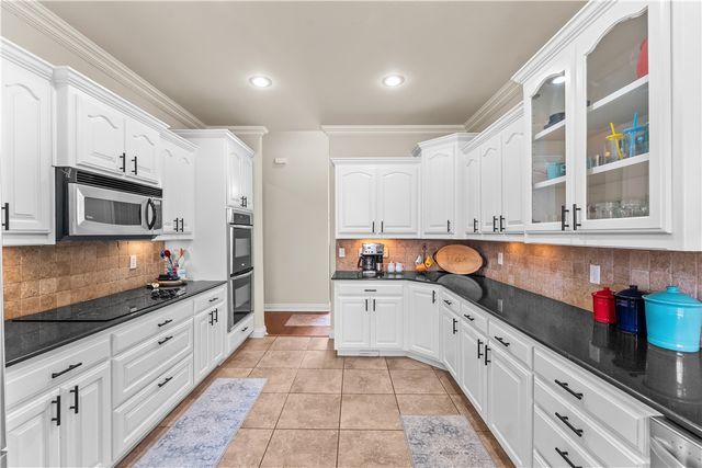 4376 W Wedge Drive, Fayetteville, AR 72704