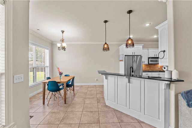 4376 W Wedge Drive, Fayetteville, AR 72704