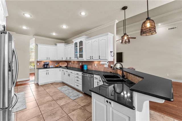 4376 W Wedge Drive, Fayetteville, AR 72704