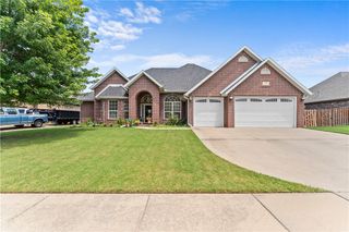4376 W Wedge Drive, Fayetteville, AR 72704