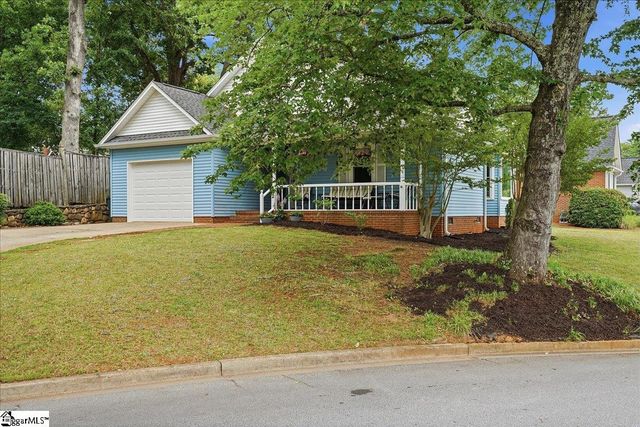 2 Tamburlaine Court, Greenville, SC 29609