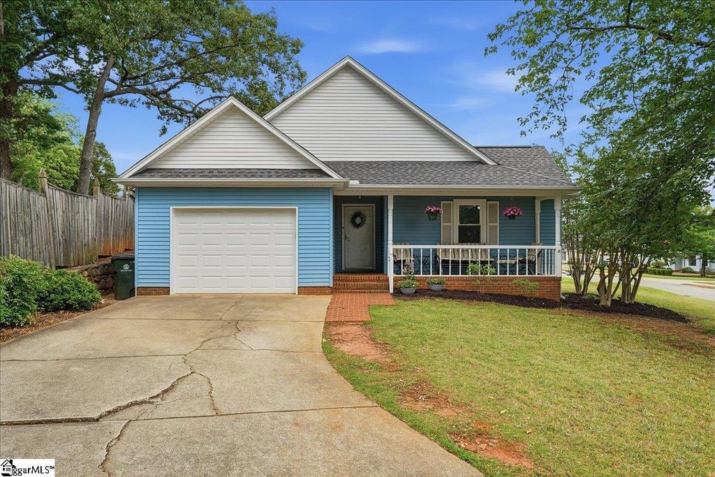 2 Tamburlaine Court, Greenville, SC 29609