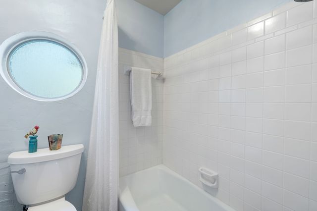 2212 Prestonwood Drive, Arlington, TX 76012