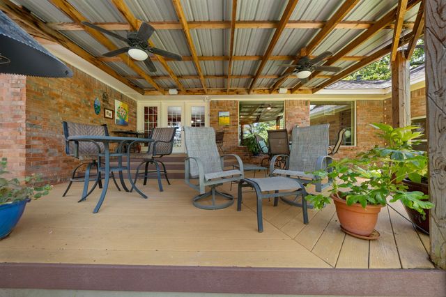 2212 Prestonwood Drive, Arlington, TX 76012