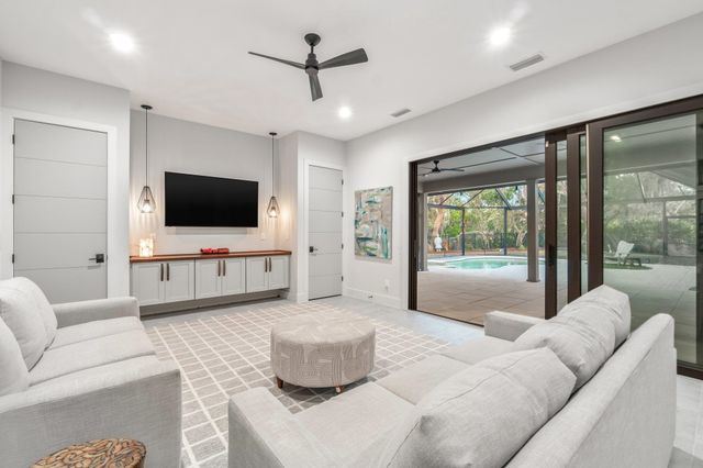 473 Ocean Forest Dr, St Augustine, FL 32080