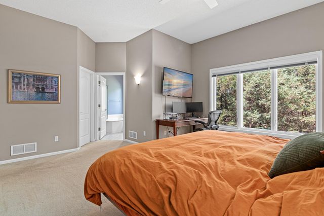 23 Ashbury Court, Hudson, WI 54016