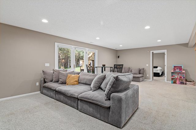 23 Ashbury Court, Hudson, WI 54016