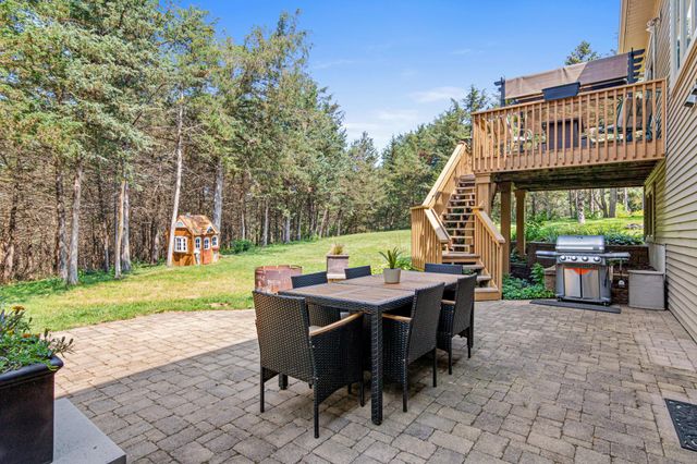 23 Ashbury Court, Hudson, WI 54016