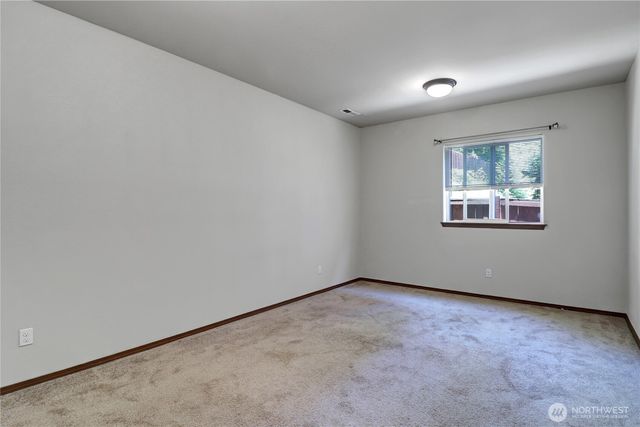 1748 Viewpoint Court SW, Tumwater, WA 98512