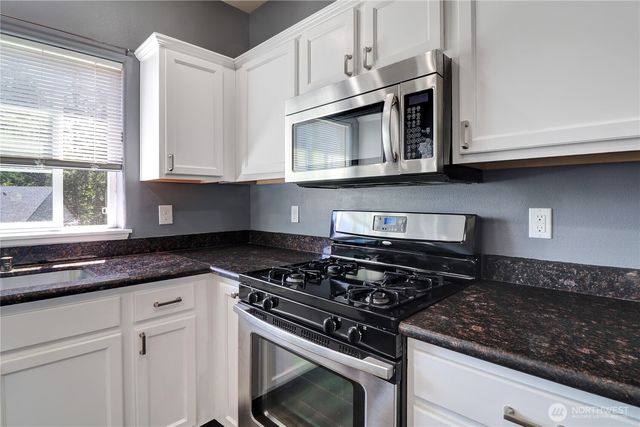 1748 Viewpoint Court SW, Tumwater, WA 98512