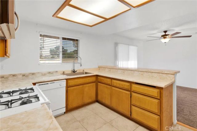15498 Washoan, Apple Valley, CA 92307