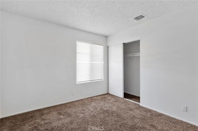 15498 Washoan, Apple Valley, CA 92307